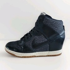 NIKE Dunk Sky Hi Essential