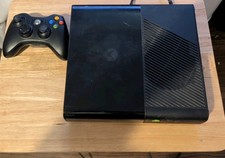 Xbox 360 With Controller Black