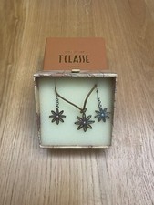 Set collana più ciondolo e orecchini Alviero Martini 1°Classe