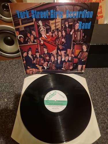 Your street girls accordion - street,