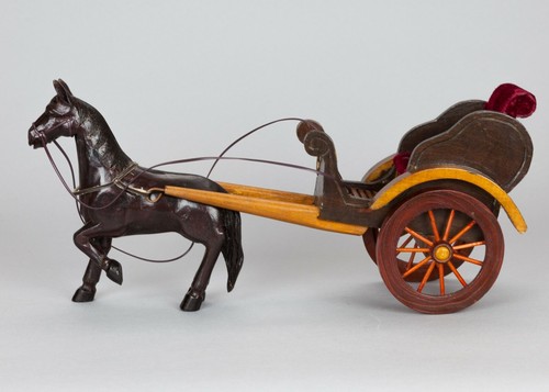Cavallo con calesse carrozza