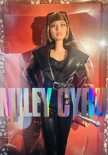 Barbie miley cyrus - barbie, chanteuse