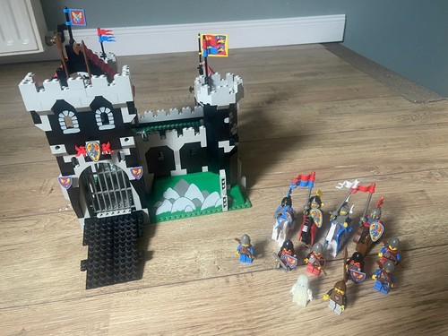 Lego 6086 black - lego,