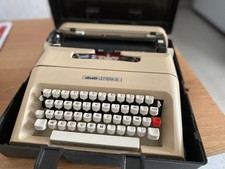 Macchina da Scrivere Olivetti