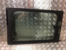 Vetro laterale fisso