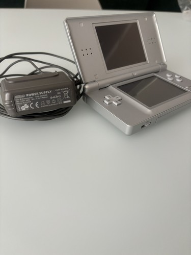 Nintendo lite silver - nintendo,