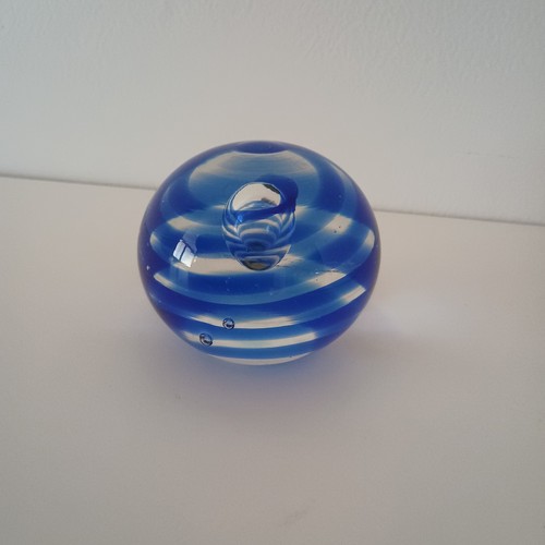 Fermacarte sfera vetro - in,