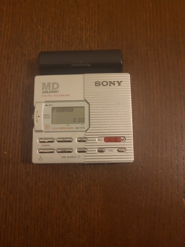 Lecteur minidisc portable - de,