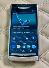 VERTU Signature Touch 5.2"