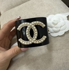 Bracciale Chanel in resina