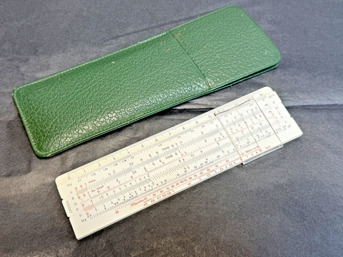 Calcolatrice vintage tedesca