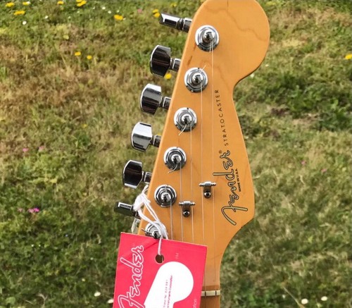 Vintage fender stratocaster - fender,
