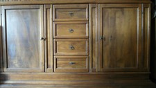 Sala Le Fablier: Credenza, tavolo, sedie, cristalliera