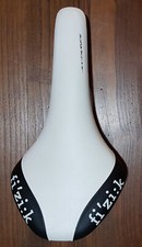 Sella bici da corsa Fizik Antares