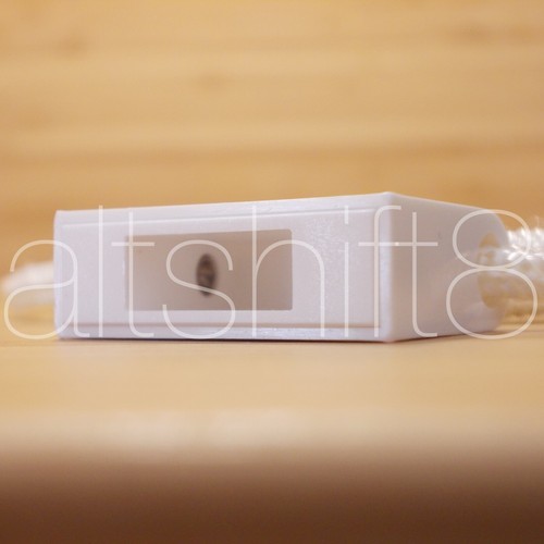 Apple lanyard with usb cap - ,
