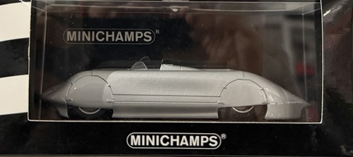 Minichamps 410381900 auto - 1/43,