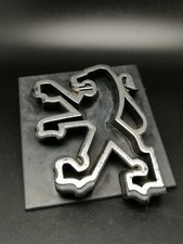 PEUGEOT 90MM 27032 LOGO SIGLA EMBLEMA FREGIO STEMMA SCRITTA BADGE TARGA NOME