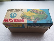 Giocattolo di latta auto di