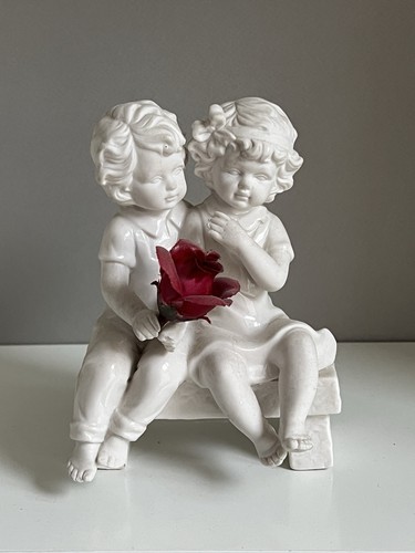 Scultura porcellana hervit - ➰,