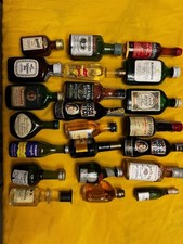 Lotto di 40 Bottigliette Varie