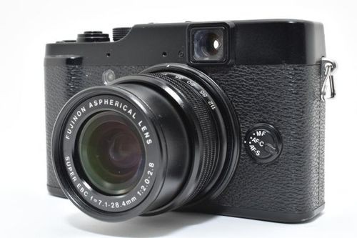 Fotocamera digitale compatta