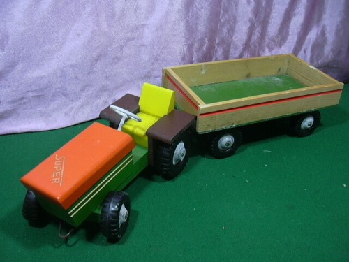 Trattore legno toy - in,
