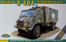 Ambulanza ACE 72469 - 1:72