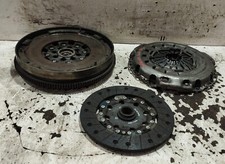 KIT FRIZIONE E VOLANO PER MERCEDES Classe C Berlina W203 A0002522905 benzina 20