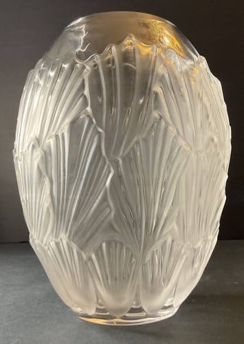 Lalique frosted sand - sand, drift