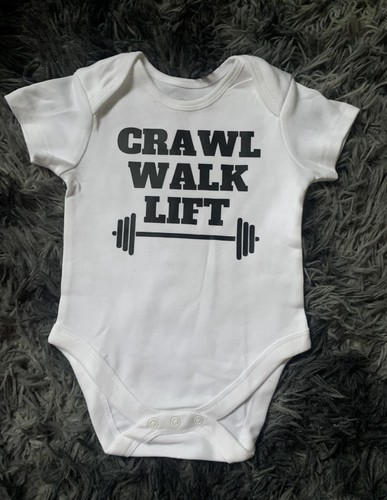 Body neonato crawl walk - crawl,