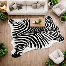 Tappeto trapuntato a mano