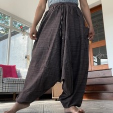 Pantaloni estivi marroni