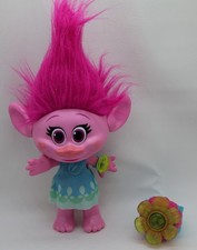 DREAMWORKS TROLLS Poppy Hug