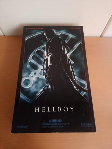 Hellboy ron perlman figure - ron, 12"