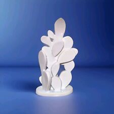 Scultura in ceramica bianca stilizzata a forma di cactus - Design moderno