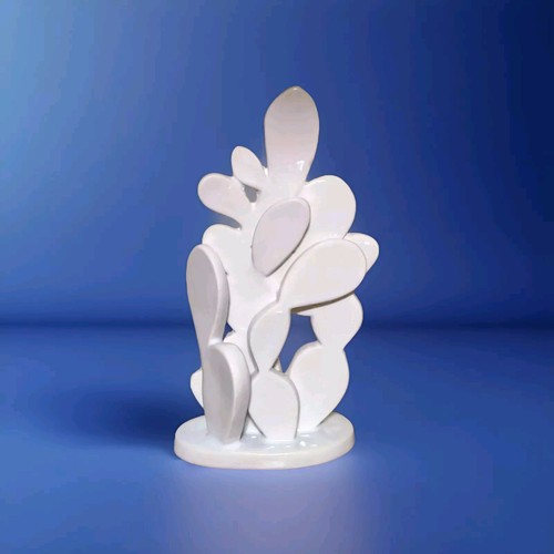 Scultura ceramica bianca - in,