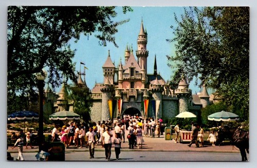 C1968 cartolina disneyland - c1968,