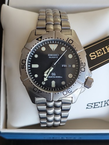 New vintage seiko watch - new,