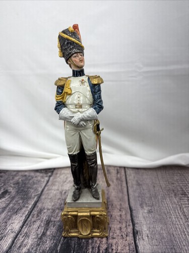 Modellino capodimonte bruno - modellino,