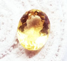 Giallo Topazio di Forma Ovale