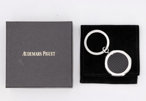 Audemars piguet oak keychain - piguet,