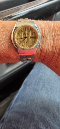 Bulova accutron men tuning - accutron,