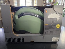 Casco verde Nutcase VIO