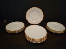 Lotto 11 piccoli piatti