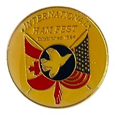 Spilla cappello bavero vintage