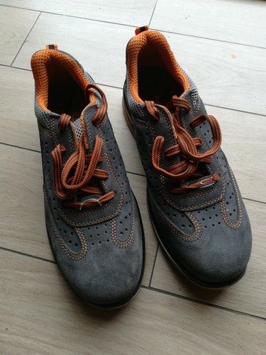 Scarpe antinfortunistica