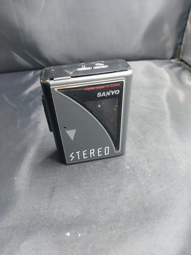 Sanyo stereo cassette player - sanyo,
