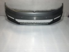 Paraurti anteriore originale Volkswagen Touran dal 2015 4xPDC cod 5TA807221