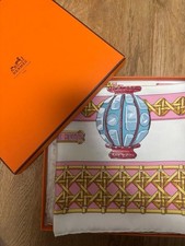 Sciarpa bianca HERMES Carre 90