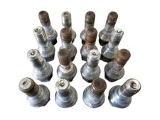 Wheel Bolt Set 16 Screws for